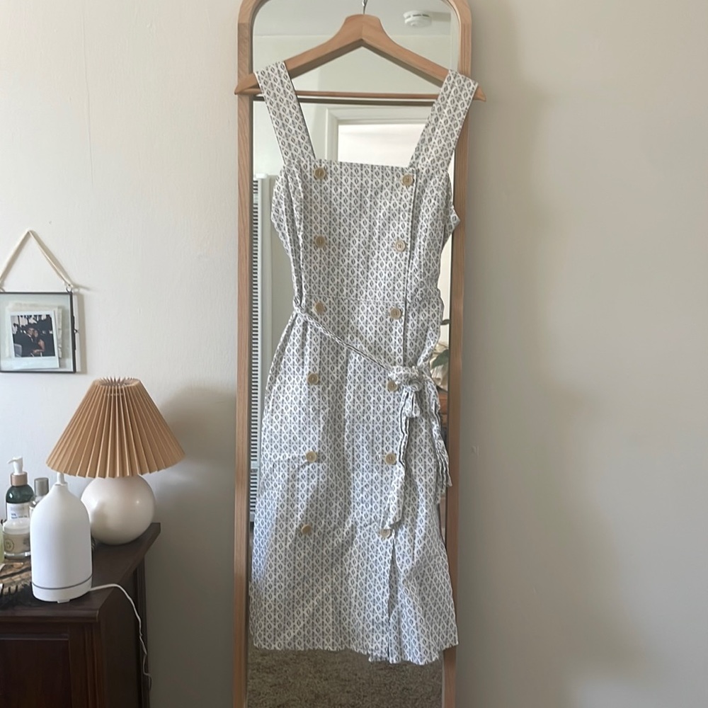 COTTON A LINE DRESS WITH TIE CLOSURE & BUTTONS SIZE 2